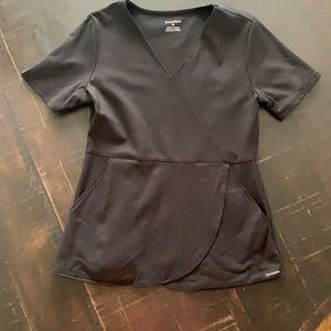 Jaanuu scrub top